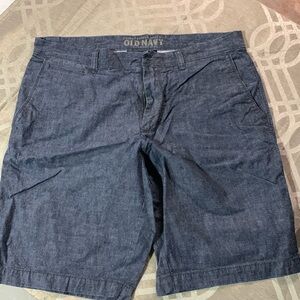 Old navy men’s shorts w33